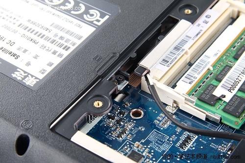 搭载AMD三核处理器 东芝L600D拆解测试_CC