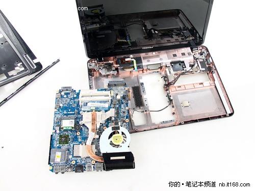 搭载AMD三核处理器 东芝L600D拆解测试_CC