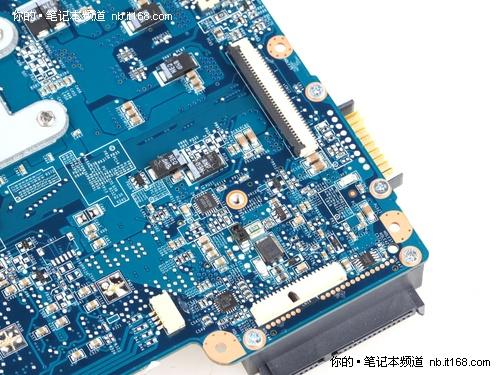 搭载AMD三核处理器 东芝L600D拆解测试_CC