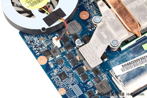 搭载AMD三核处理器 东芝L600D拆解测试_CC