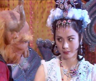 她演牛魔王的小老婆,老牛为了她而不理自己的
