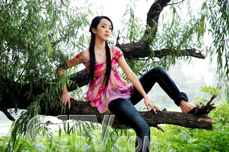 李思思内衣_李思思薄纱内衣感照(3)