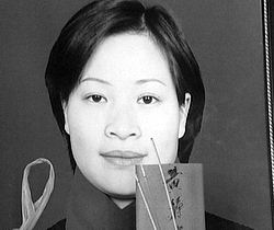 法治频道 法治视界 > 正文 黄静裸死之谜(2005-3-19)  央视国际 (2005