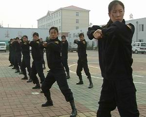 《铿锵警花》(10月31日20:45播出)