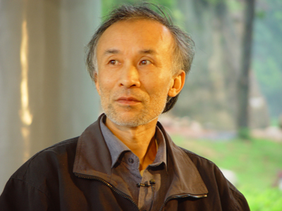 陈远辉:与蛇共舞