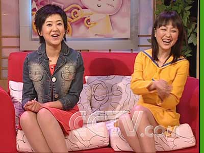 成长在线 > 正文  本期节目邀请了央视少儿频道几位知名的主持人姐姐