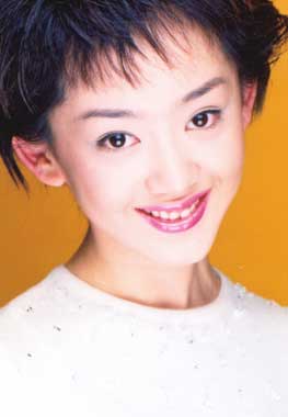 专业:播音主持体重:45kg        民族:锡伯       学历:本科姓名:瑶淼